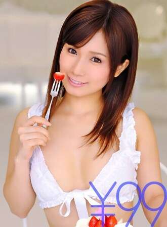 DV-1409 [Sokunuki] Kejutan seks dengan Kojima Minami. Seorang aktor pria telanjang muncul di depannya saat dia makan di izakaya. Mereka bertemu dan segera mulai berhubungan seks. Dia menggunakan kursi dan meja untuk menidurinya sementara dia masih berpakaian lengkap. Kojima Mi