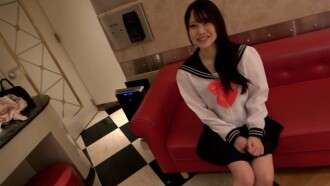 FC2-PPV-4540562 19 歳！あおいちゃんはアイドルフェイスをしていて魅力がいっぱい！