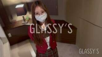 FC2-PPV-4665799 #16 Seks creampie dengan seorang gadis imut berusia 18 tahun mengenakan kacamata dalam seragam sekolah │ GLASSY'S