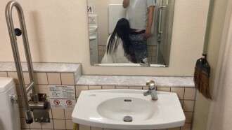 FC2-PPV-4672645 Un trabajador a tiempo parcial en una empresa puede hacer lo que quiera con una mujer embarazada que no tiene dinero en mitad de la noche en el baño lol