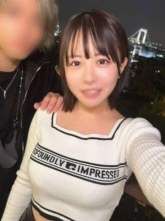 FC2-PPV-4739055 ⚠ 永久保存済み ⚠ とてもかわいい！童顔で巨乳の年下大学生 (21)。彼女のおっぱいは揺れすぎてチ○ポの出し入れが止まらない「こなつ」