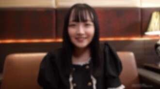 FC2-PPV-4739587 3 hari! Setengah harga! [Pemotretan pertama] [Setengah di dalam, setengah di luar] Gadis misterius yang bekerja di kafe penipu ini adalah wanita yang sangat sensitif, cabul, dan masokis. Vaginanya yang berbulu dan matanya yang besar dan misterius, dan suasananya yang menawan akan terbangun